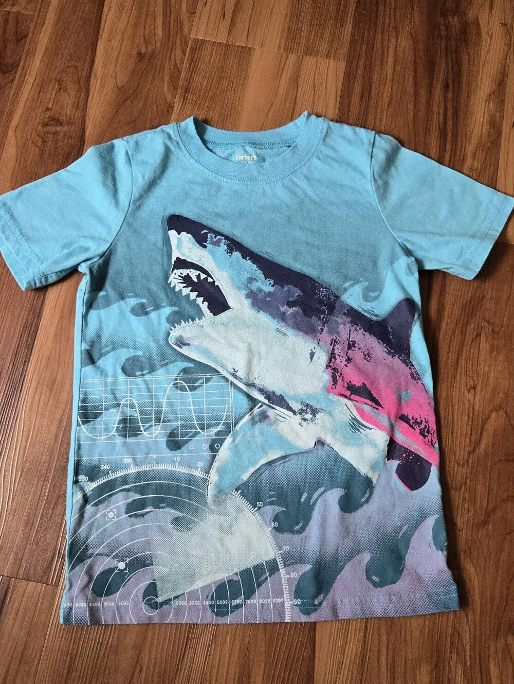 Carter's Astronaut & Shark graphic tee set of 2 little boy size 7 GUC